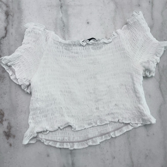 White crop top - Picture 2 of 4